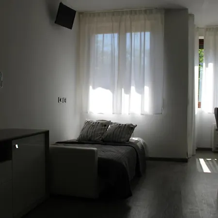 Aparthotel Royal House *