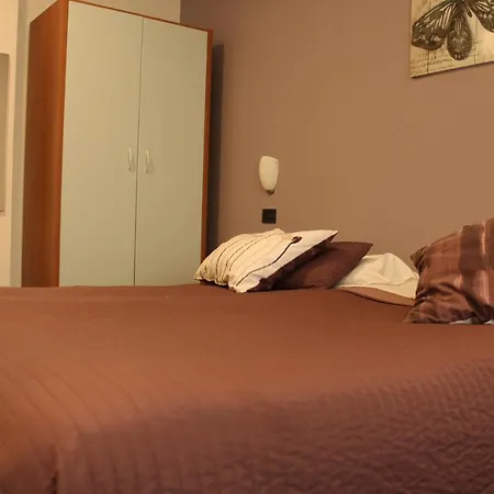 Aparthotel Royal House *