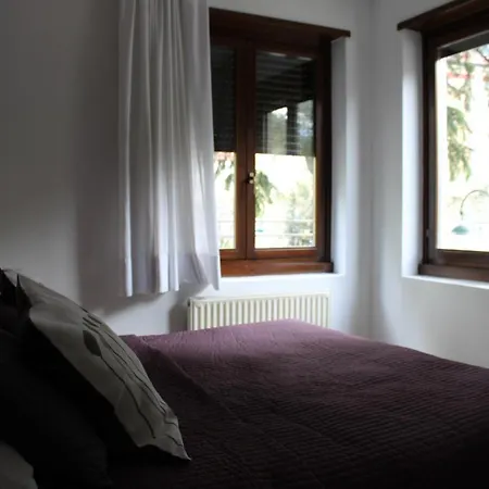Royal House Aparthotel