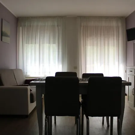 Aparthotel Royal House Riva del Garda